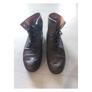 Roots leather boots size 8